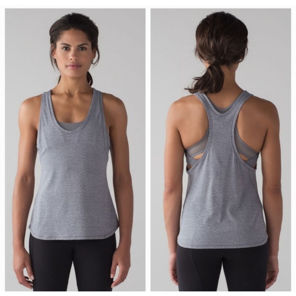 Lululemon Glide and Stride Gray Built in Sports Bra/ Running Shirt Size 6, KB451